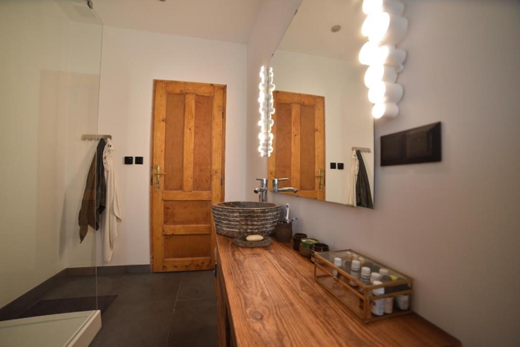 Designer Apartment 110M2 With King Size Beds & Equipped Kitchen Krakau Buitenkant foto
