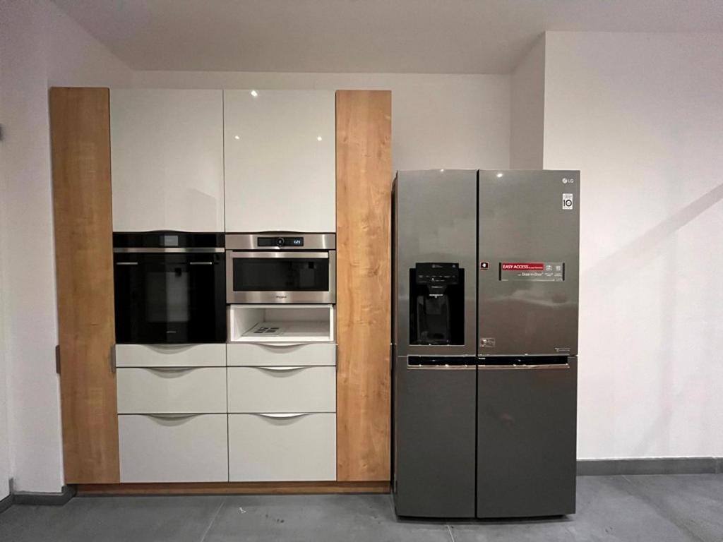 Designer Apartment 110M2 With King Size Beds & Equipped Kitchen Krakau Buitenkant foto